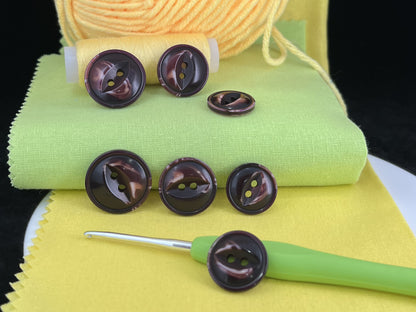 Dark Purple Fish Eye Pearl Imitation Buttons, Multi-Colored, 18-23mm (28L, 32L & 36L). 2-Hole Sew On for Jackets, Coats, Apparel, Crafts