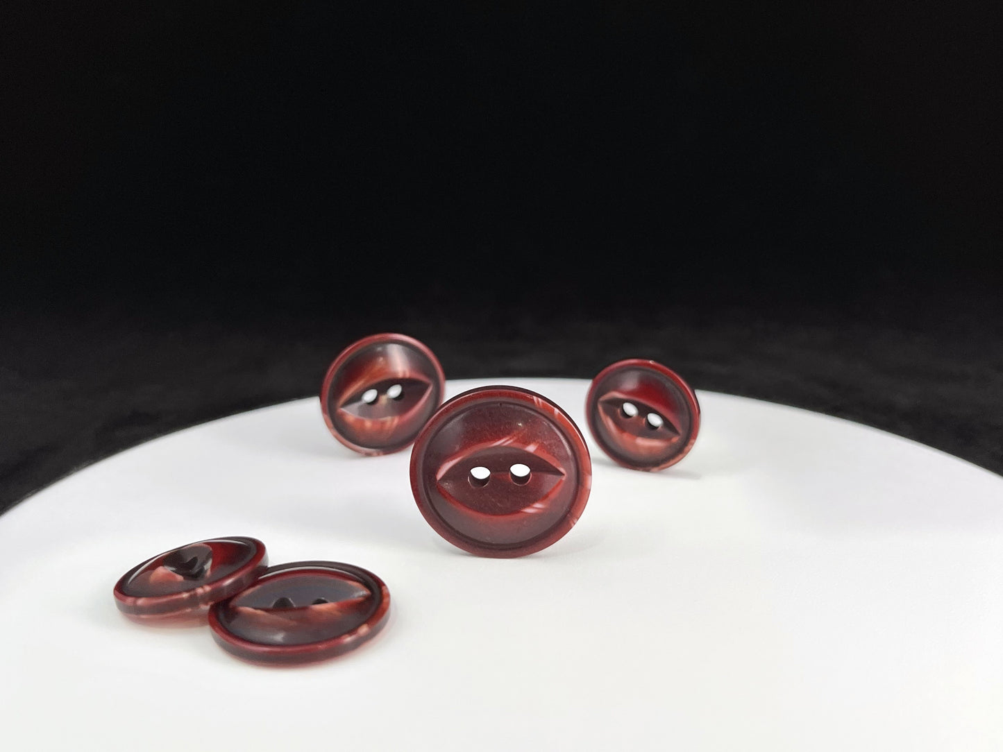 Bordeaux Red Fish Eye Pearl Imitation Buttons, Multi-Colored, 18-23mm (28L, 32L & 36L). 2-Hole Sew On for Jackets, Coats, Apparel, Crafts