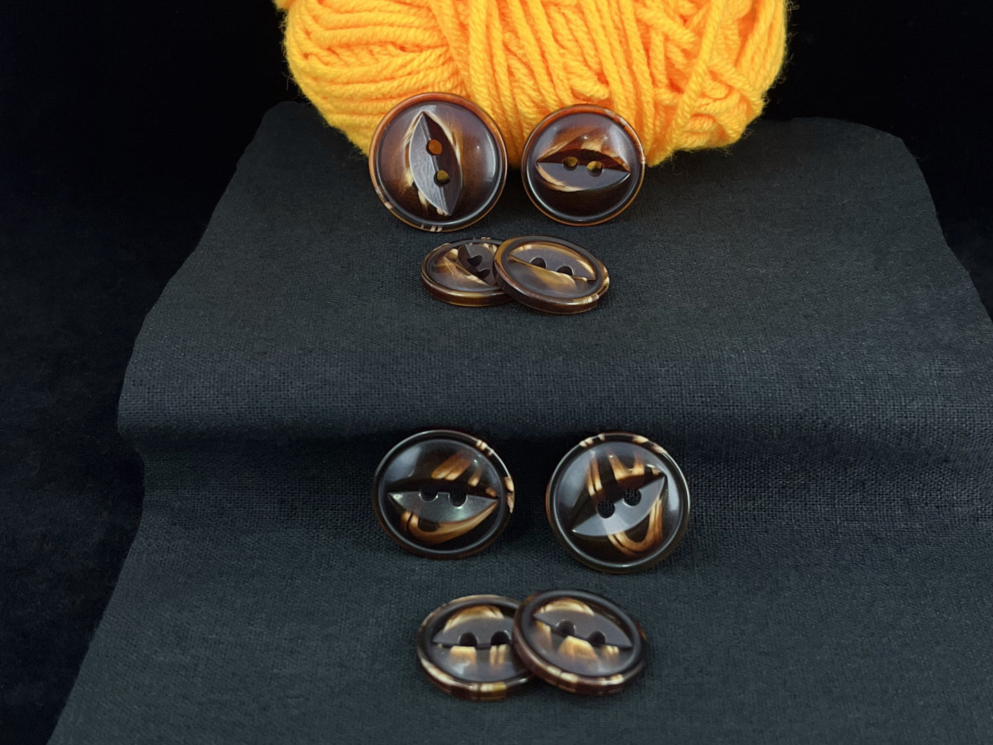 Golden Brown Fish Eye Pearl Imitation Buttons, Multi-Colored, 18-23mm (28L, 32L & 36L). 2-Hole Sew On for Jackets, Coats, Apparel, Crafts