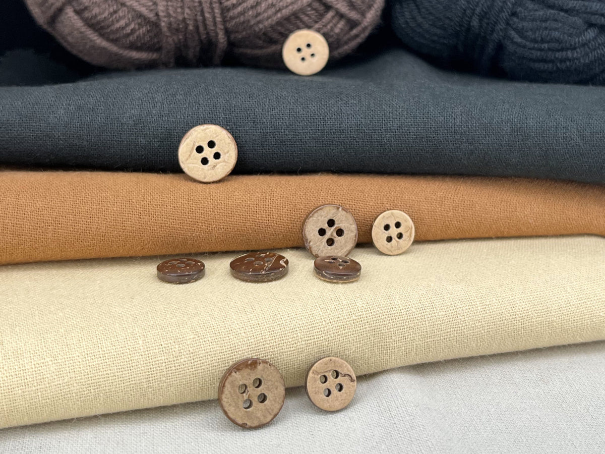 Coconut Shell Buttons, Natural, 10–12.7mm (16L & 20L). 4-Hole Sew On for Shirts, Blouses, Linen & Craft Projects
