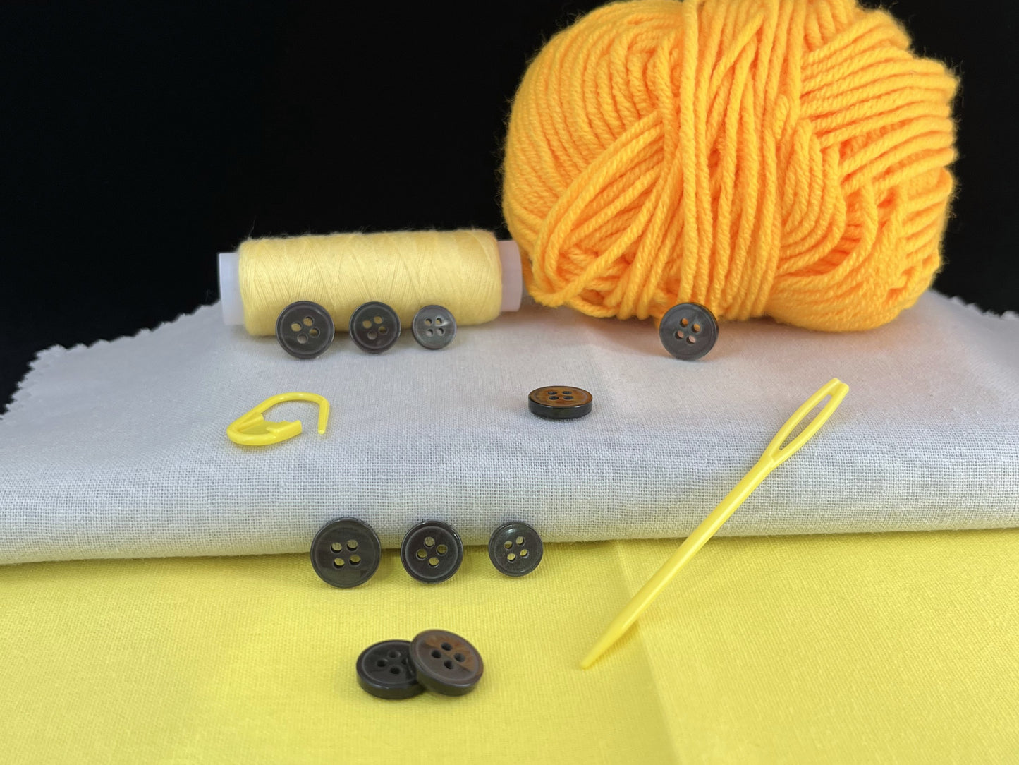 Silver Grey Rimmed Pearl Imitation Buttons with Beautiful Effect, 9mm-11.5mm (14L-18L). 4-Hole Sew On for Shirts, Blouses & Apparel