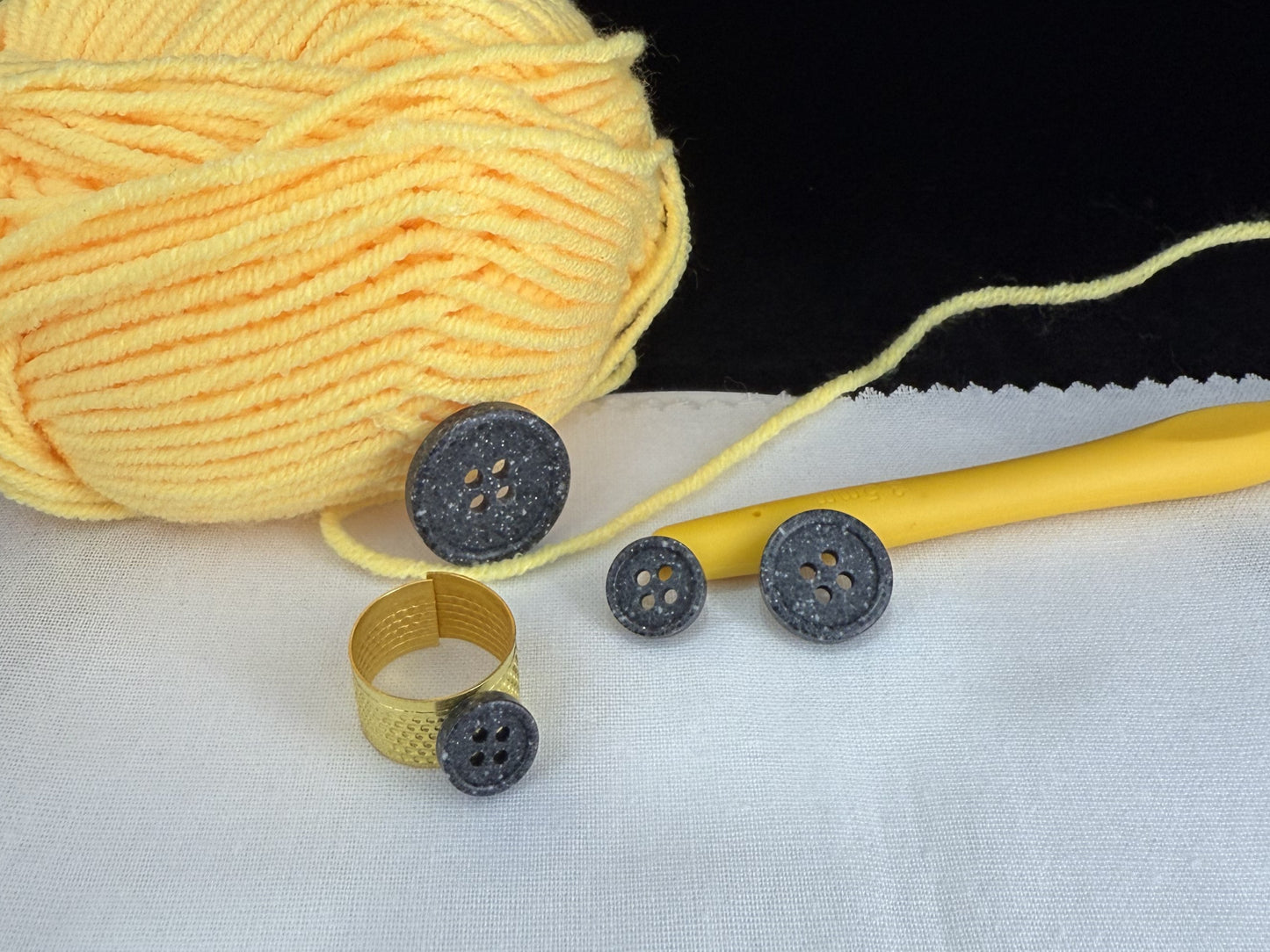 Black Stone Imitation Buttons, 10-20mm (16L-32L). Recycled Plastic, 4-Hole Sew On for Shirts, Pants, Dresses, Coats, Jackets